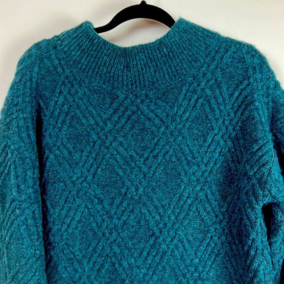 Soft Surroundings sweater for ladies size medium - Picture 5 of 8